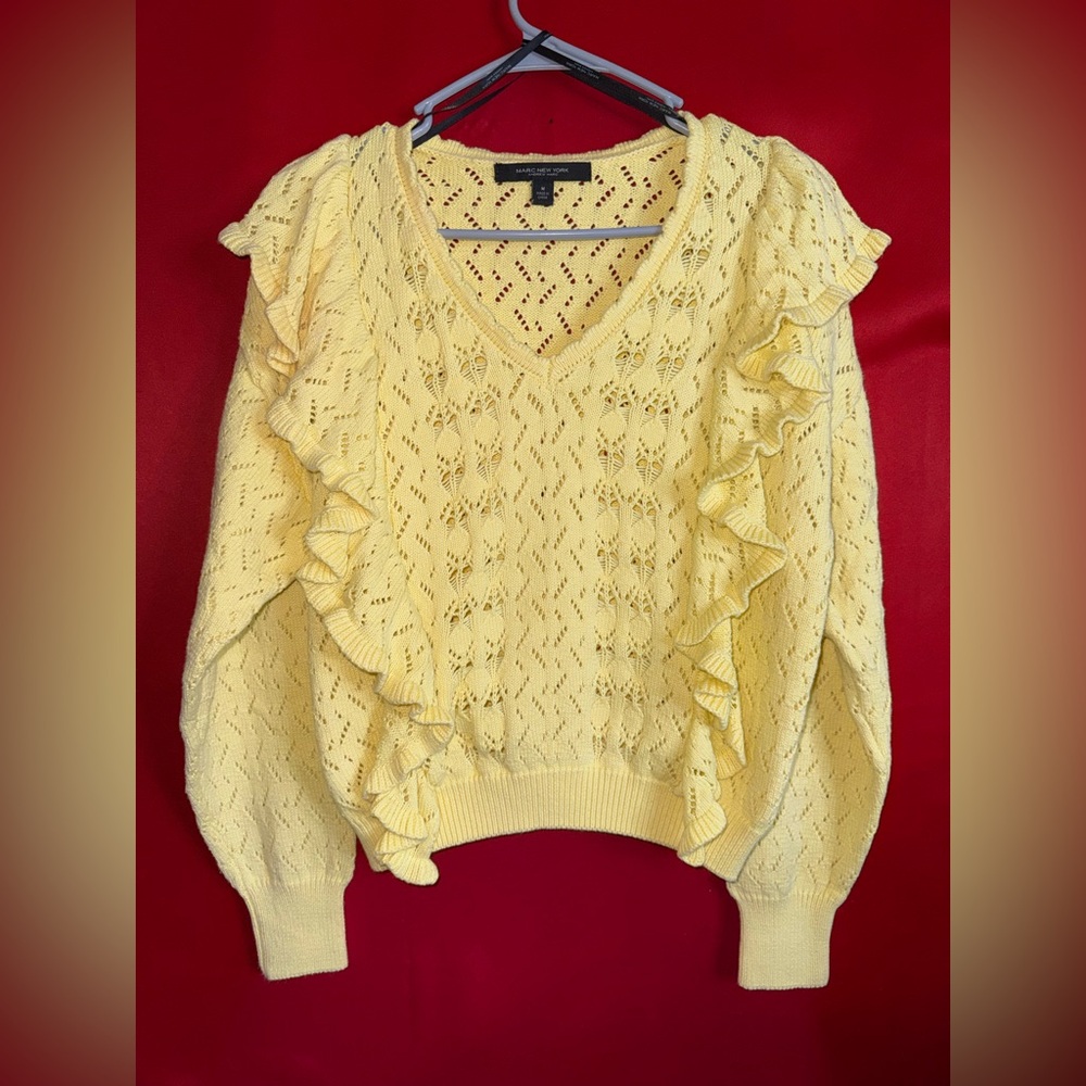 🧸2/$20-#316-Andrew Marc New York Yellow V-Neck Ruffled Eyelet Sweater Size Med